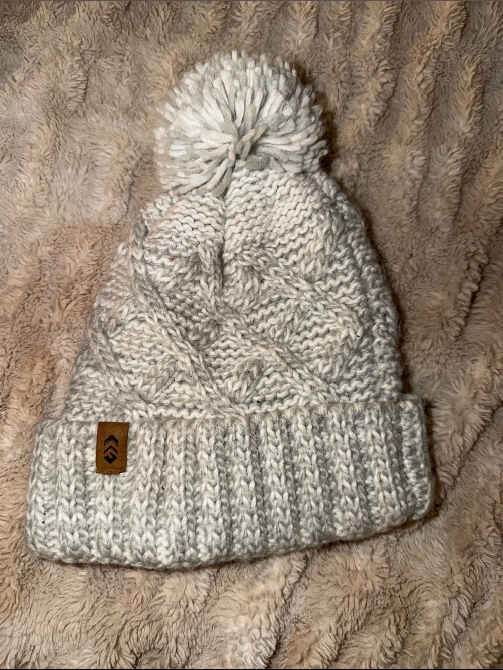 Cozy Knit Pom Beanie in Cream and Light Gray
